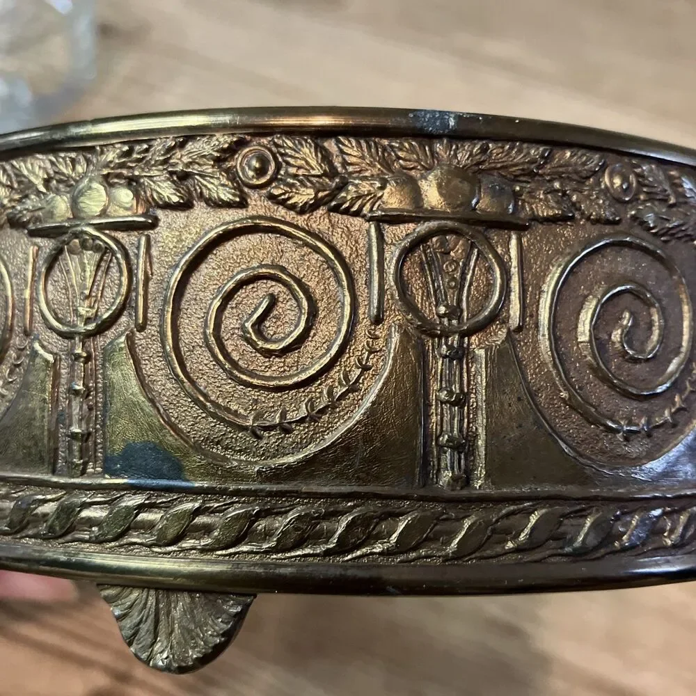 VINTAGE P.N.C.W USA DIVIDED BRASS GLASS INSERT CANDY DISH HOLLYWOOD REGENCY 1930